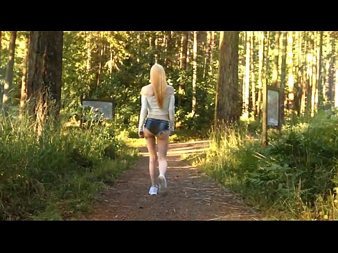 ❤️ Mkazi wokongola amayenda pang'onopang'ono, osati kanema wamaliseche Kugonana pa ny.4k-porno.ru  ﹏